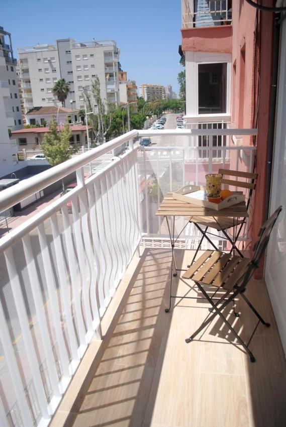Aparatamento Barraques Gandia Playa Para 3-4 Personas 150 Metros De La Playa Luaran gambar